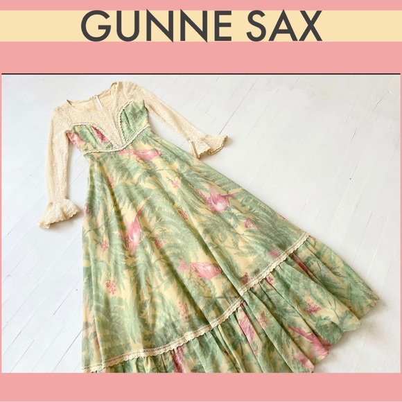 PRISTINE 1969 Gunne Sax Bird Print + Lace Prairie Dress with Bell Sleeves - Picture 5 of 5